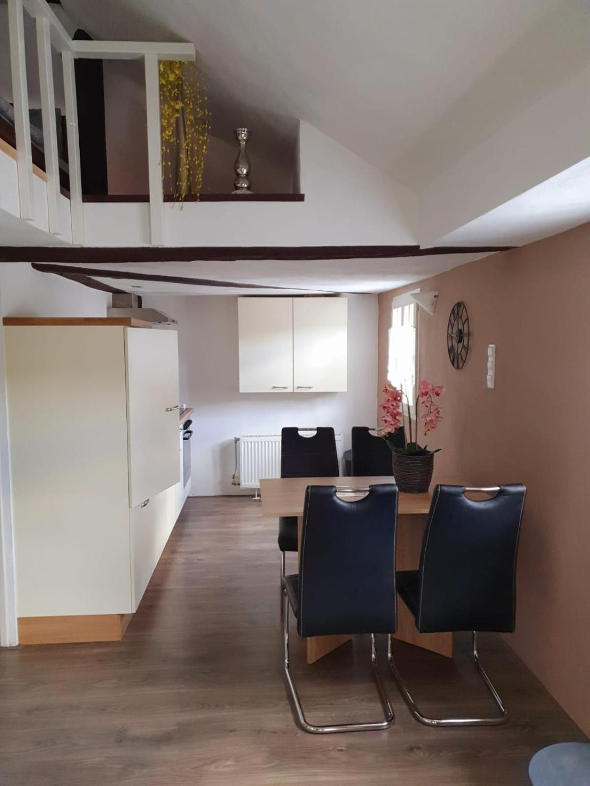 דירות מונשאו Residenz 4 Jahreszeiten מראה חיצוני תמונה