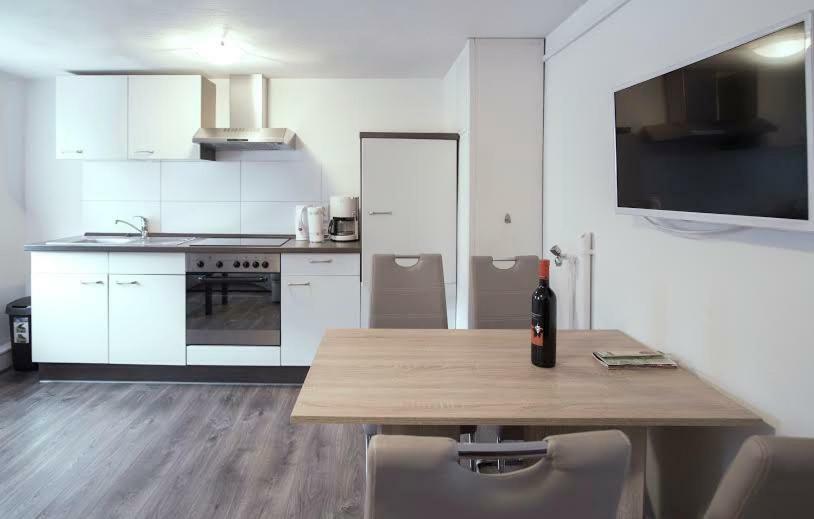דירות מונשאו Residenz 4 Jahreszeiten מראה חיצוני תמונה